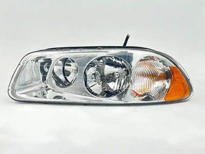 Mack CXU633T Headlight Assembly