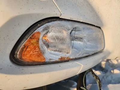 Mack Granite GU813 Headlight Assembly for a 2008 Mack GU813