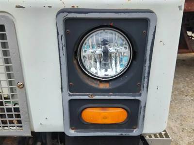 Mack MR690S Headlight Assembly