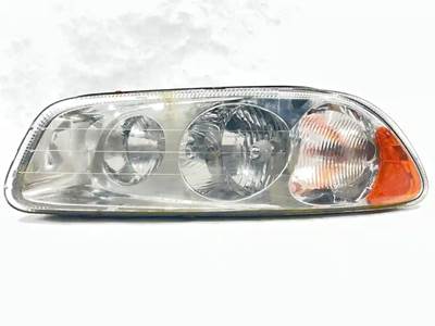 Mack Pinnacle CXU612 Headlight Assembly for a 2013 Mack CXU612