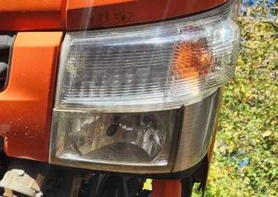 Mitsubishi FEC92S Headlight Assembly