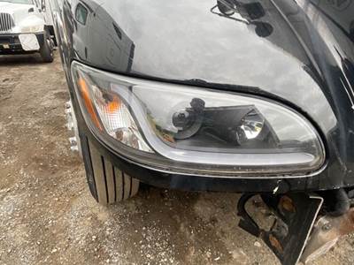 Peterbilt 386 Headlight Assembly