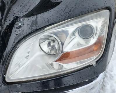 Peterbilt 579 Headlight Assembly