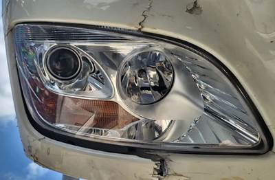 Peterbilt 579 Headlight Assembly