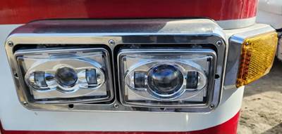 Pierce Arrow XT Headlight Assembly
