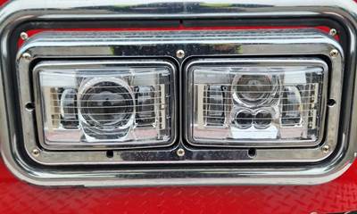 Seagrave Pumpers Headlight Assembly