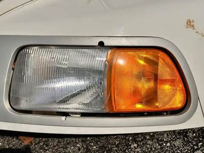 Sterling A9500 Headlight Assembly