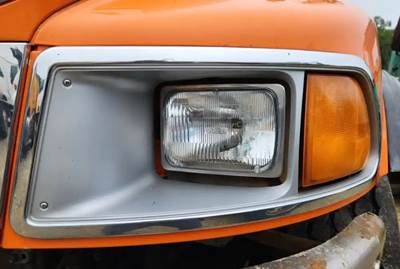 Sterling L9500 Headlight Assembly