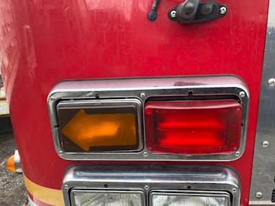 (Used) 2001 Hme Firetruck, Headlamp Assembly- Side: Passenger Side Upper, Type: