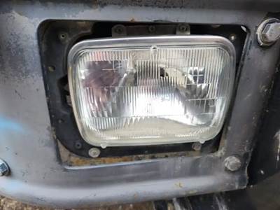 Volvo ACL AUTOCAR Headlight Assembly