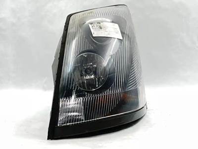 Volvo VNL Headlight Assembly