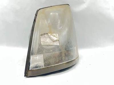 Volvo VNL Headlight Assembly