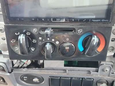 Chevrolet 6500XD Heater / AC Temp Control