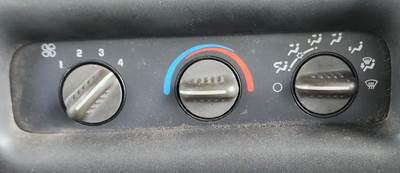 Chevrolet C6500 Heater / AC Temp Control