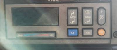 Chevrolet C7500 Heater / AC Temp Control