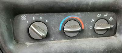 Chevrolet C8500 Heater / AC Temp Control