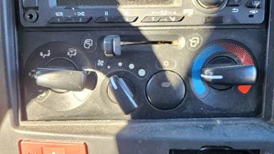 Chevrolet W4500 Heater / AC Temp Control