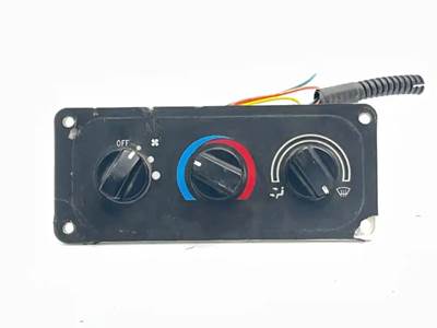 Ford E-450 Heater / AC Temp Control for a 2019 Ford E-450 Super Duty