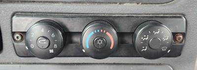 Freightliner Cascadia 113 Heater / AC Temp Control