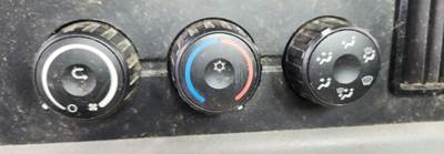 Freightliner Cascadia 116 Heater / AC Temp Control for a 2022 Freightliner Cascadia 116 Day Cab