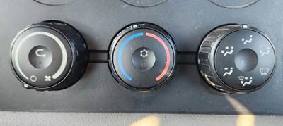 Freightliner Cascadia 116 Heater / AC Temp Control for a 2019 Freightliner Cascadia 116 Day Cab