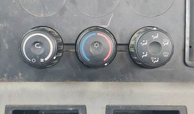 Used 2019 Freightliner Cascadia 116 Day Cab Heater/AC Temperature Control Assembly