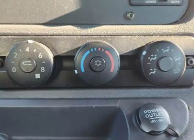 Freightliner Cascadia 125 Heater / AC Temp Control