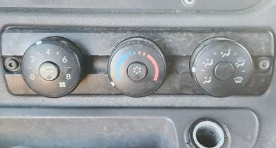 Freightliner Cascadia 125 Heater / AC Temp Control