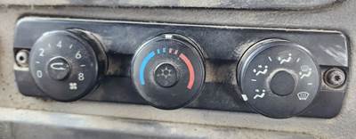 Freightliner Cascadia 125 Heater / AC Temp Control