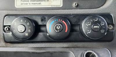 Freightliner Cascadia 125 Heater / AC Temp Control