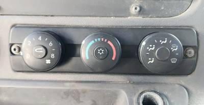 Freightliner Cascadia 125 Heater / AC Temp Control