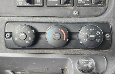Used 2014 Freightliner Cascadia 125 Temperature Control Assembly