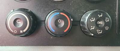 Freightliner Cascadia 126 Heater / AC Temp Control