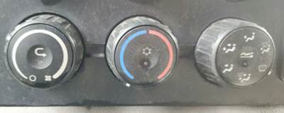 Freightliner Cascadia 126 Heater / AC Temp Control