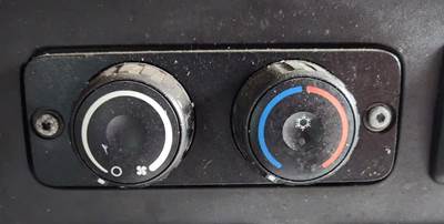 Freightliner Cascadia 126 Heater / AC Temp Control