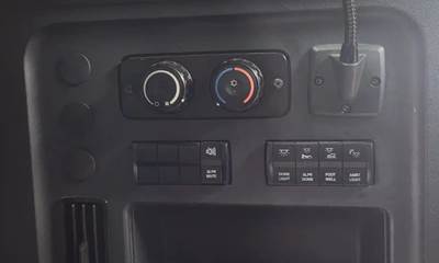 Freightliner Cascadia 126 Heater / AC Temp Control