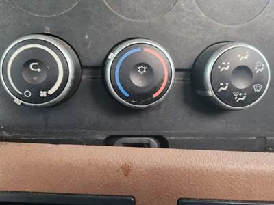 Freightliner Cascadia 126 Heater / AC Temp Control