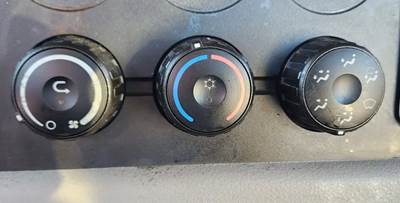 Freightliner Cascadia 126 Heater / AC Temp Control