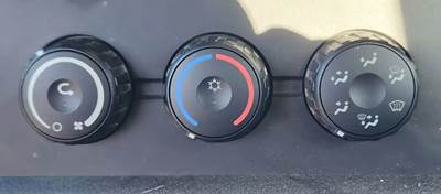 Freightliner Cascadia 126 Heater / AC Temp Control