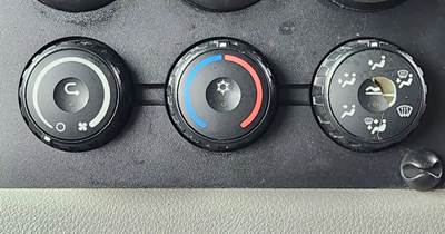 Freightliner Cascadia 126 Heater / AC Temp Control