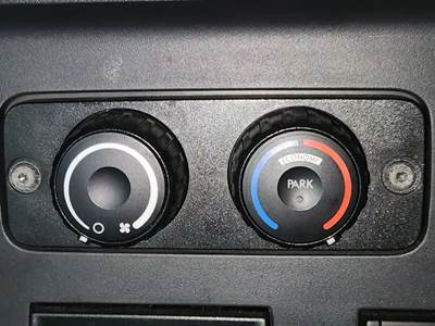 Freightliner Cascadia 126 Heater / AC Temp Control