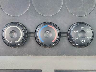 Freightliner Cascadia 126 Heater / AC Temp Control