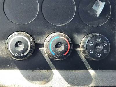Freightliner Cascadia 126 Heater / AC Temp Control