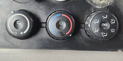 Freightliner Cascadia 126 Heater / AC Temp Control