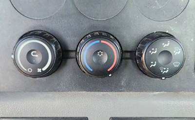Used 2020 Freightliner Cascadia 126 Temperature Control Assembly