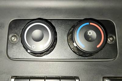 Used 2023 Freightliner Cascadia 126 Bunk Heater / AC Temp Control