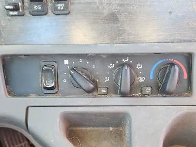 Freightliner Columbia 112 Heater / AC Temp Control
