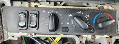 Freightliner Columbia 120 Heater / AC Temp Control