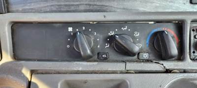 Used 2006 Freightliner Columbia 120 Heater / AC Temperature Control Assembly