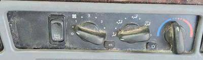 Freightliner Coronado 132 Heater / AC Temp Control for a 2015 Freightliner Coronado 132 Glider